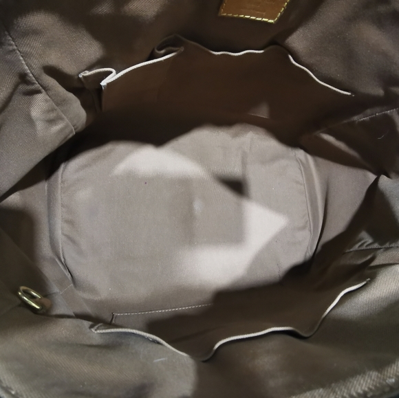 (sold)100% Authentic LV Tivoli Size GM. - Picture 13 of 16